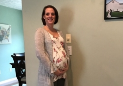 Jocelyn showing off her 28 week pregnancy